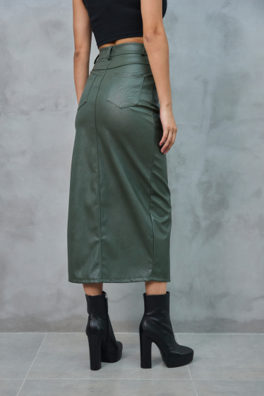 Wholesaler Copperose - long skirt in similar leather with rounded slit