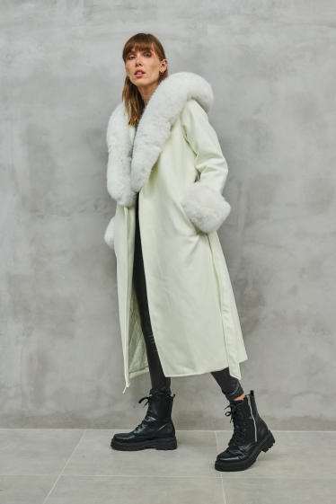 Wholesaler Copperose - long hooded cashmere touch coat with removable faux fur