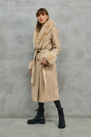 long coat with cashmere touch with removable fur Copperose | Paris ...