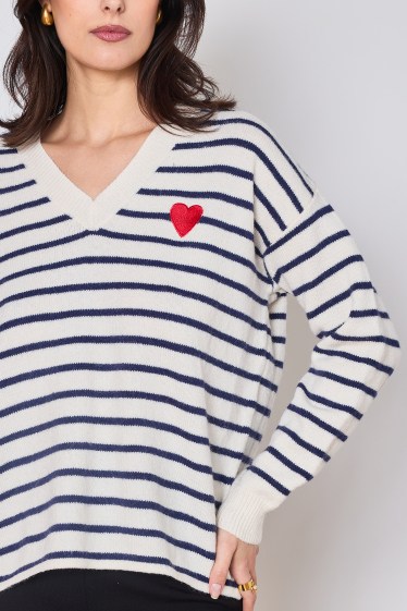 Wholesaler Copperose - thin striped sweater with heart embroidery