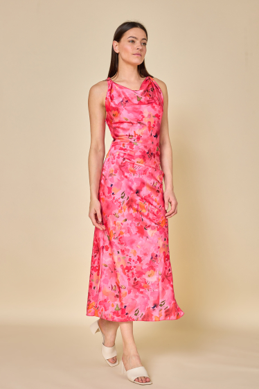 Grossiste Copperose - robe longue en satin imprimée fleuris à col flottant