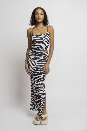 Wholesaler Copperose - Zebra print cutout maxi dress