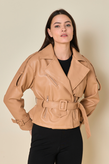 Wholesaler Copperose - short faux leather trench coat with buckle belt