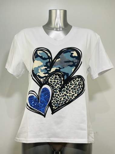 Grossiste Coraline - T-shirt en coton en col V à imprimé cœurs à multiples motifs
