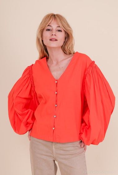 Wholesaler CORNER by MOMENT - Diament button blouse