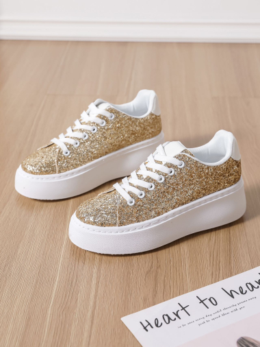 Wholesaler COVANA / FINDLAY - Glitter sneakers