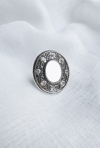 Mayorista D Bijoux - Round metal ring with mirror effect and rhinestones