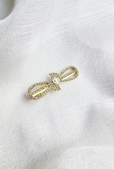Wholesaler D Bijoux - Pearl and rhinestone bow hair clip