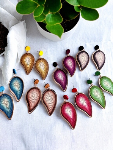 Wholesaler D Bijoux - Wooden earrings