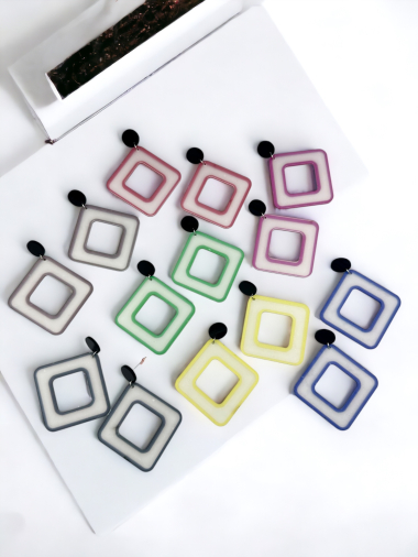 Wholesaler D Bijoux - Colorful square earrings