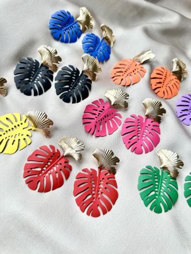 Grossiste D Bijoux - Boucles d'oreilles feuilles pendantes colorées