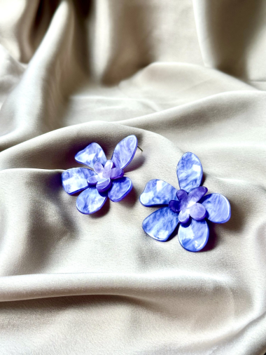 Wholesaler D Bijoux - Resin flower earrings