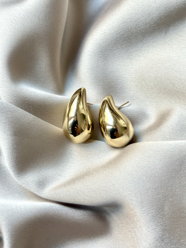 Wholesaler D Bijoux - Textured metal earrings