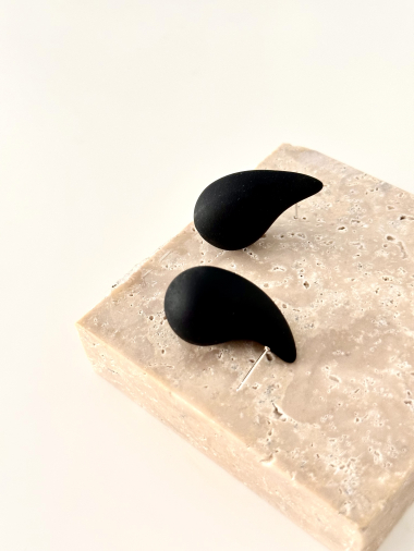 Großhändler D Bijoux - Ohrhänger aus Gummi-Kunststoff