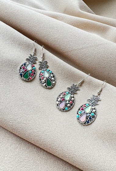 Großhändler D Bijoux - Colored metal earringsColored metal earrings pineapple