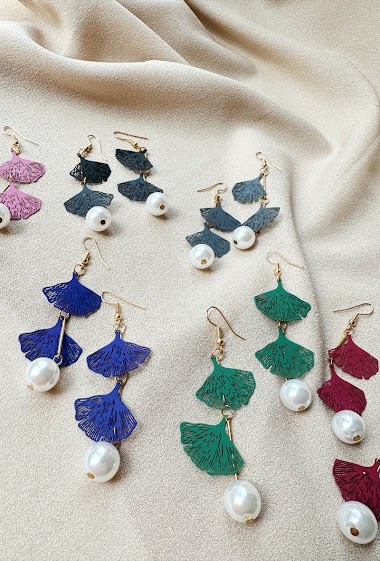 Großhändler D Bijoux - Colourful dangling earrings