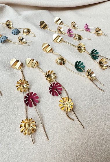 Wholesalers D Bijoux - Colourful dangling earrings