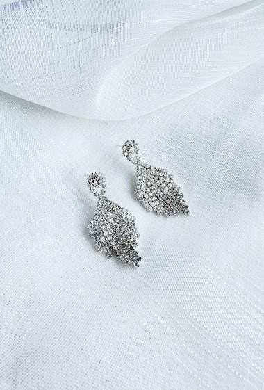 Wholesaler D Bijoux - Rhinestone pendant earrings