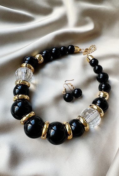 Wholesaler D Bijoux - Necklace, large coloured plastic beads
