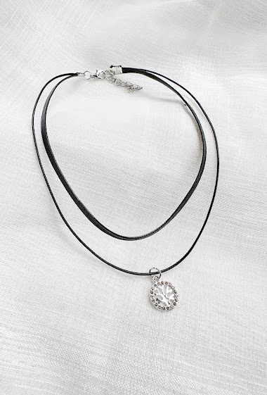 Großhändler D Bijoux - Necklace choker pendant tree of life and rhinestones