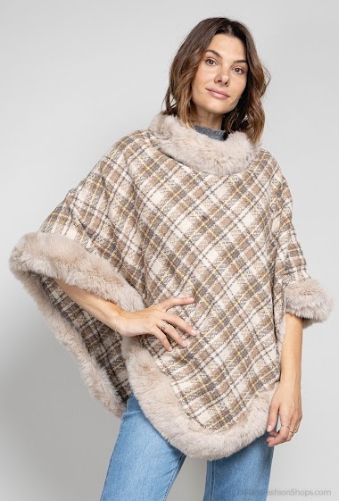 Wholesaler Da Fashion - Scottish poncho with faux fur trim