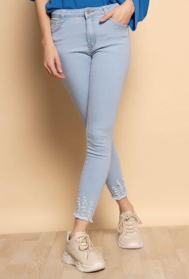 Großhändler Daysie - Skinny jeans with raw edges