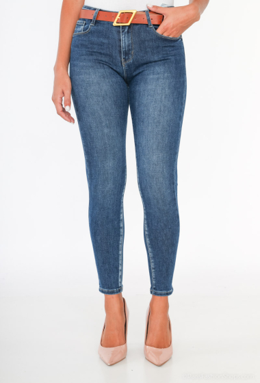 Wholesaler Daysie - High-waisted jeans with belt