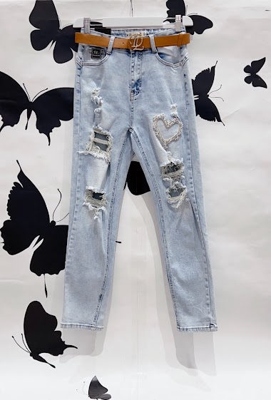 Wholesalers DENIM LIFE - Ripped stretch mom jeans push up with diamond heart and belt