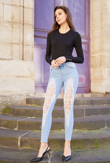 Wholesaler DENIM LIFE - Skinny stretch jeans with lace