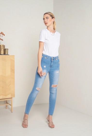 Großhändler DENIM LIFE - Zerrissene Stretch-Skinny-Jeans mit goldenen Knöpfen