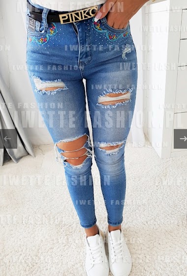 Wholesalers DENIM LIFE - Ripped stretch skinny jeans with embroidery