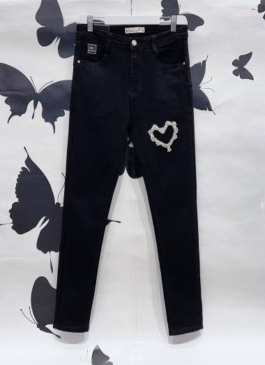 Wholesaler DENIM LIFE - Big size Stretch crop flare jeans with pearls