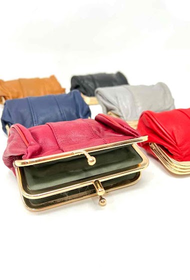 Wholesalers DH DIFFUSION - Woman Leather Wallet