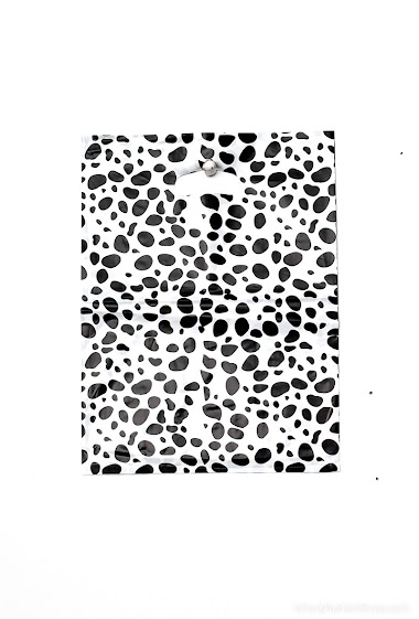 Wholesaler DT XENON - Die-cut handle bag size 30x40cm Leopard print