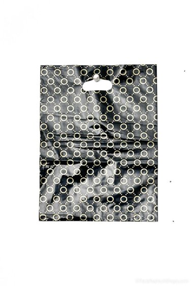 Wholesalers DT XENON - Die-cut handle bag printed gold chains size 25x35cm