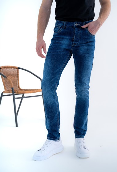 Großhändler Omnimen - Schmale Basic-Jeans mit verwaschenem Aussehen