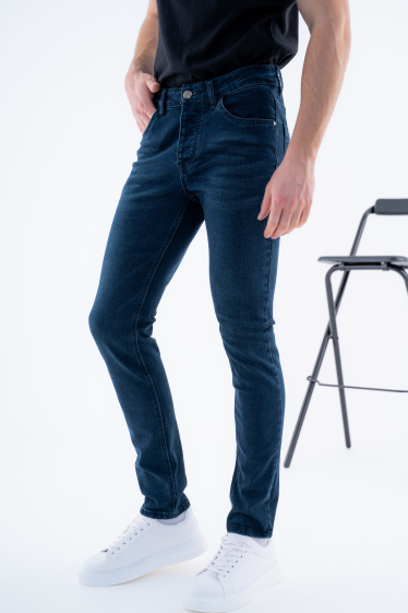 Großhändler Omnimen - Slim-Fit-Jeans aus blauem Denim