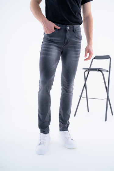 Großhändler Omnimen - Ausgebleichte, graue Slim-Jeans