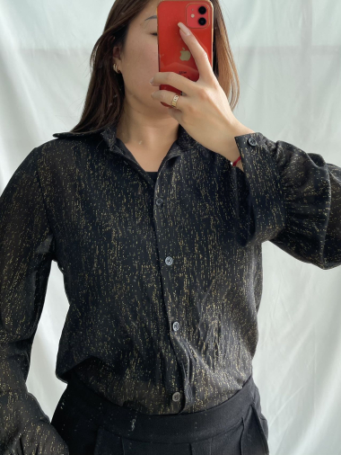 Wholesaler ELEVEN STUDIO - Black shirt with discreet pattern