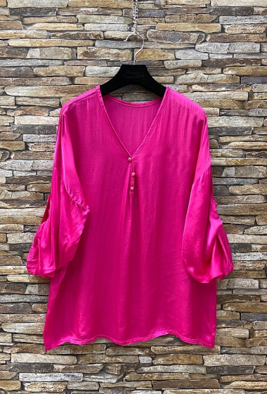 Wholesaler Elle Style - CAPUCINE blouse, satin, silk effect, romantic, chic and trendy with buttons