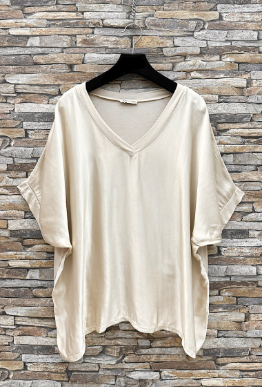 Wholesaler Elle Style - LIAME blouse, fluid and romantic, satin at the front.