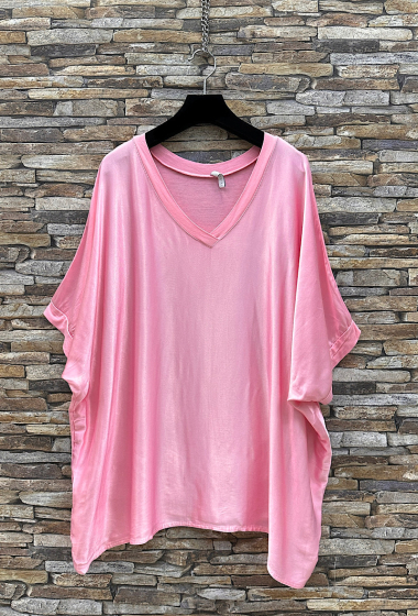Wholesaler Elle Style - LIAME blouse, fluid and romantic, satin at the front.