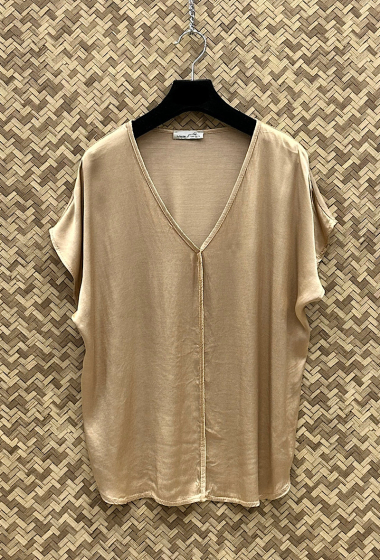 Wholesaler Elle Style - Fluid and romantic LIAMY blouse, satiny at the front.