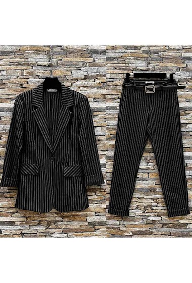 Großhändler Elle Style - EMMA Set. blazer jacket and pants. with chic and trendy stripes.