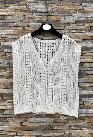 Wholesaler Elle Style - CLARA top in cotton crochet, bohemian chic and romantic