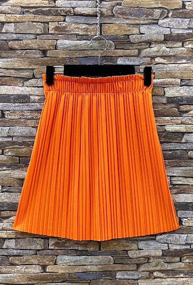 Wholesalers Elle Style - HELENE pleated skirt, chic, fluid and trendy