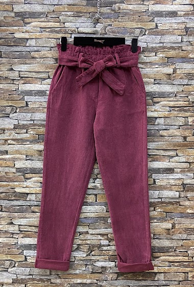 Wholesaler Elle Style - AMBRE pants in corduroy with front pockets and bow belt, velvet