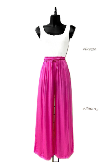 Wholesaler Elle Style - AMY pants, wide, fluid and romantic, viscose satiny with front pockets.