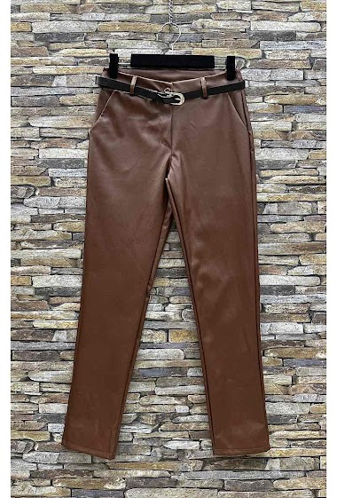 ELLA Chino pants, in imitation leather with front pockets and belt