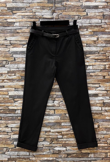 Wholesaler Elle Style - LUCIA Classic plain pants, very strech with romantic front pockets.